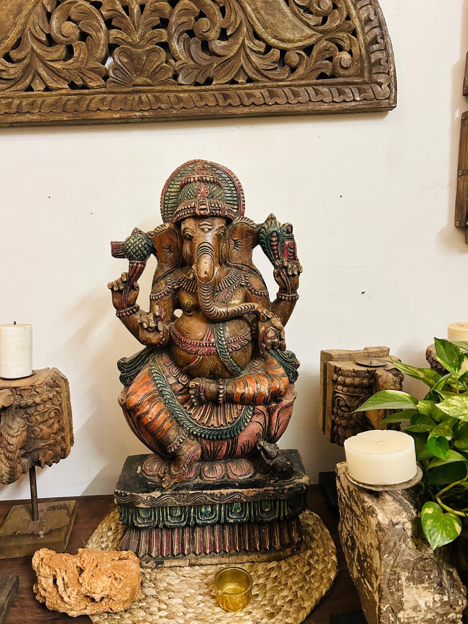 Wooden Statue Mutlicolor Goddes Ganesh - TesuSculpture