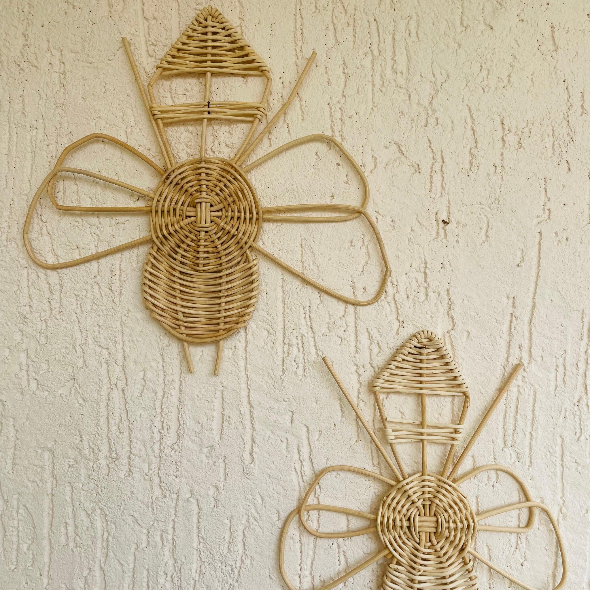 Bees Cane Wall Decor - Set of 2 - TESU