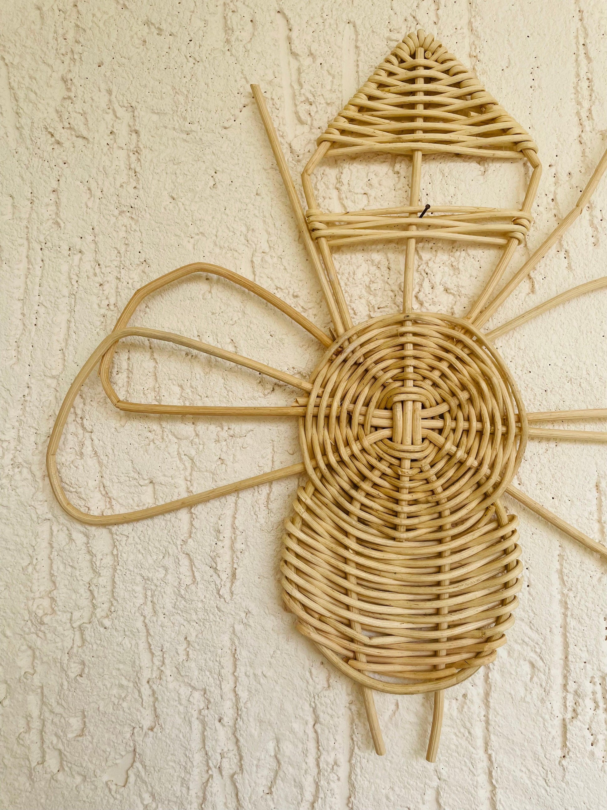 Bees Cane Wall Decor - Set of 2 - TESU