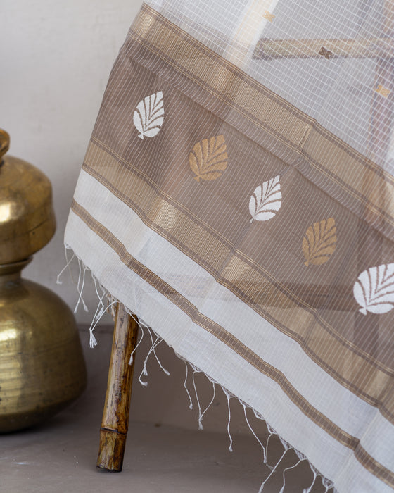 Handweave Maheshwari Handloom Silk cotton Kurta and Dupatta Set - Beige and White