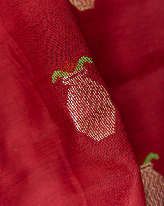 Handweave Maheshwari Handloom Royal  Blue and Red Broad Border Silk Cotton Saree