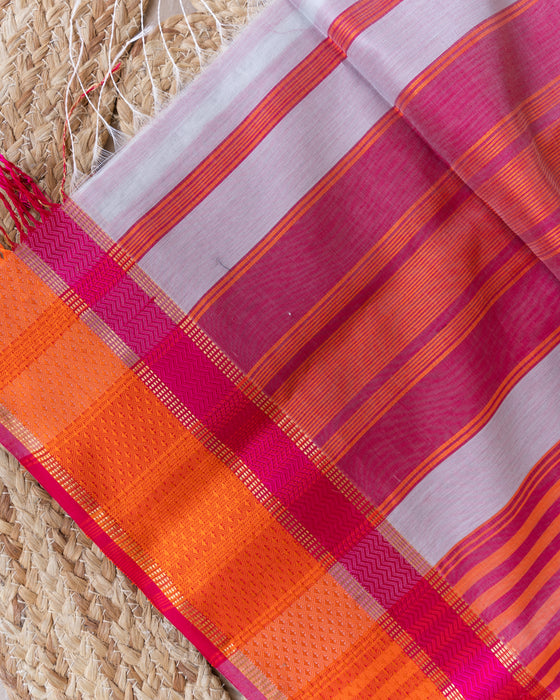Handweave Maheshwari Handloom Light Grey with Ganga Jamuna Border Silk Cotton Saree