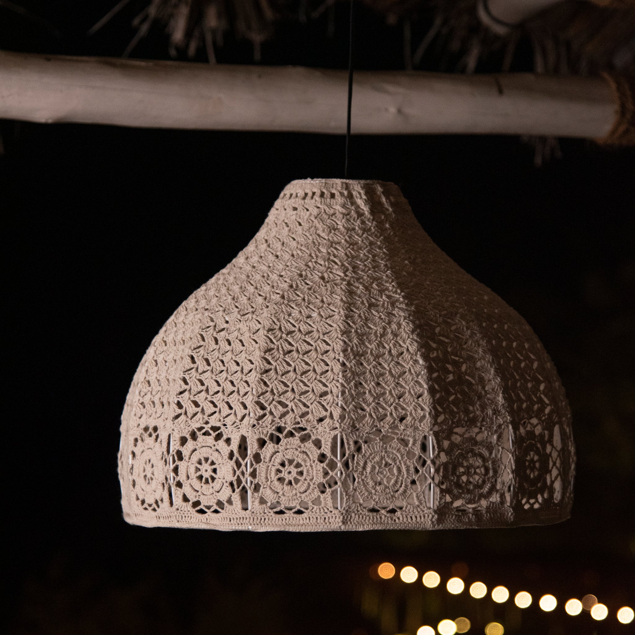 Snowdrop Vintage Crochet Lamp
