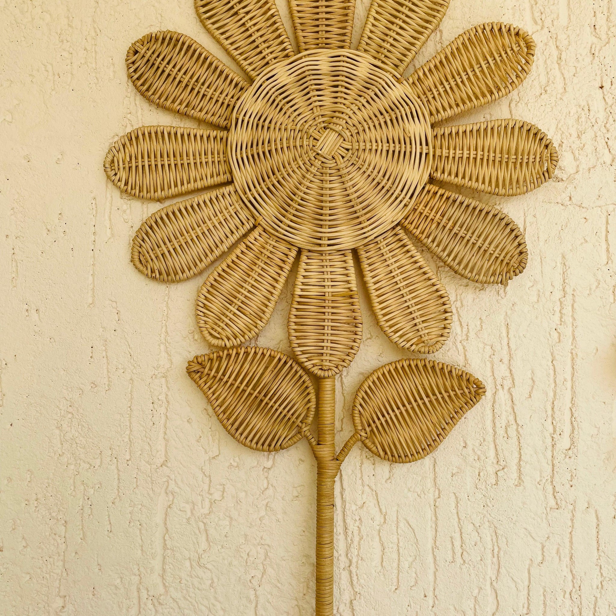 Daisy Flower Cane Wall Decor - TESU