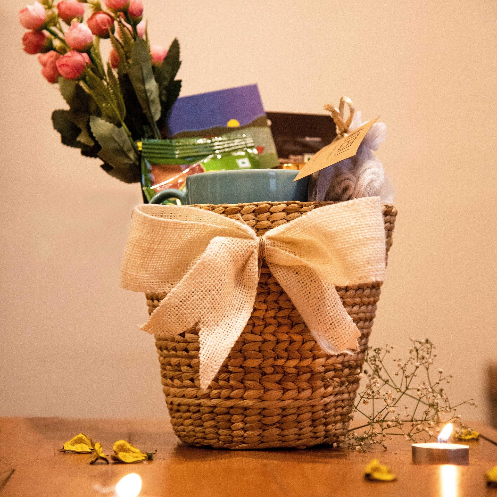 Festive Hamper - Bucket Full of Love - TESU