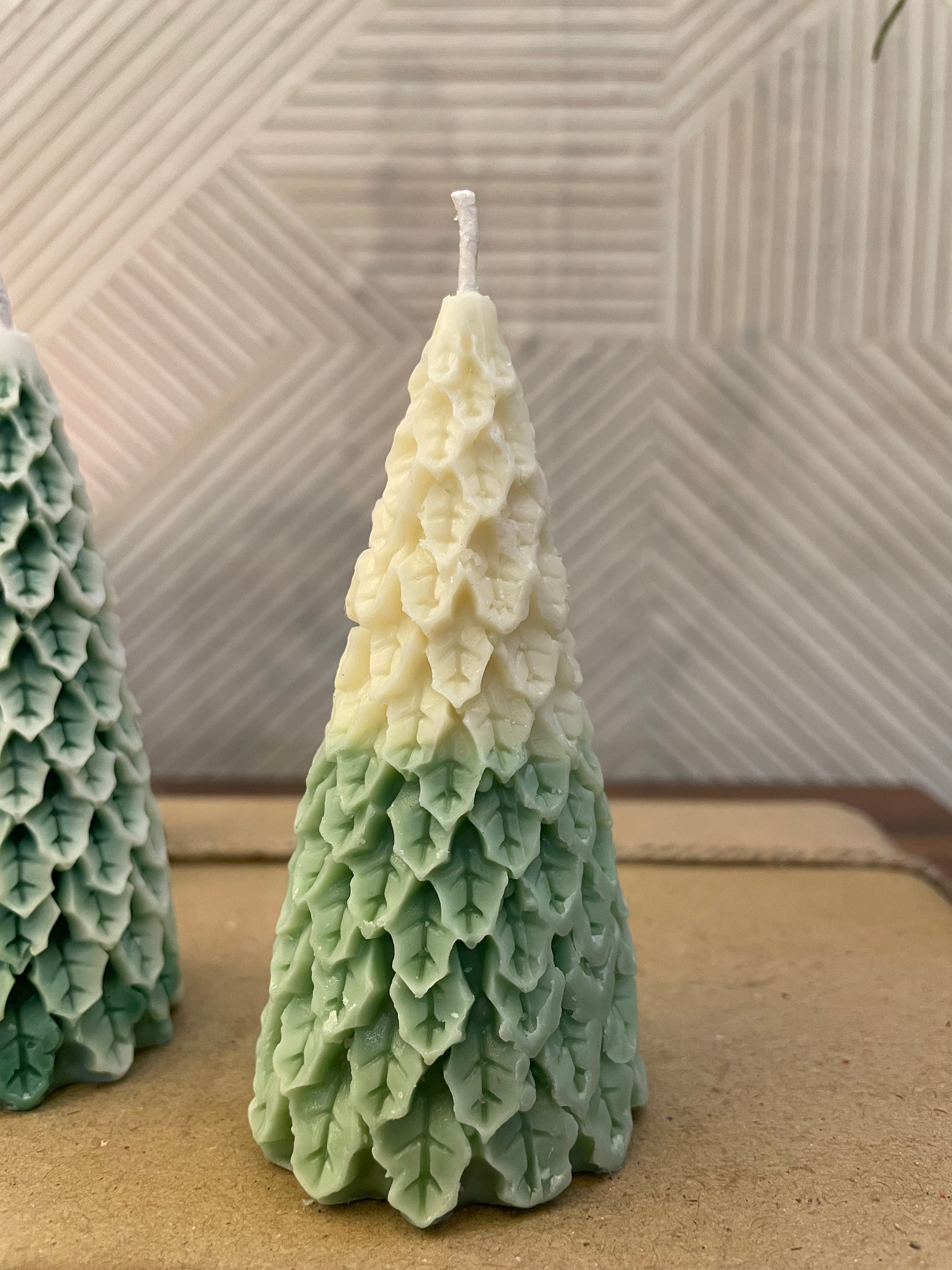 Scented Christmas Tree Candles - Set of 2 - TESU