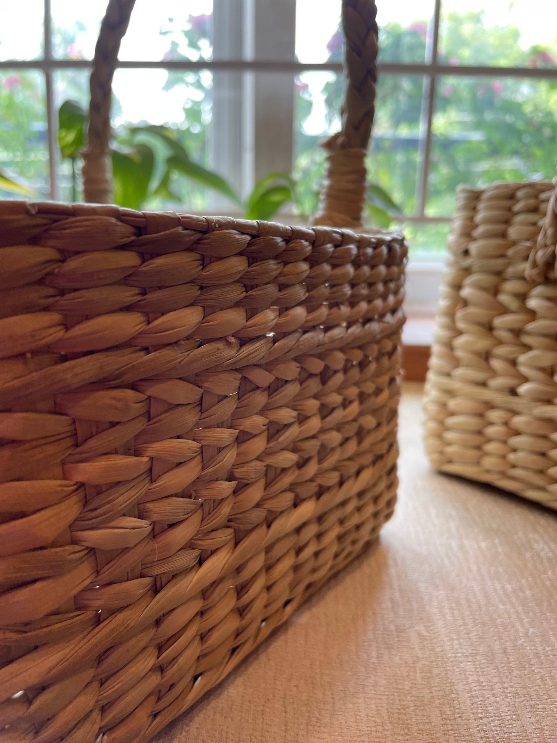 Kauna Grass Designer Basket with Handle home table ware tesu