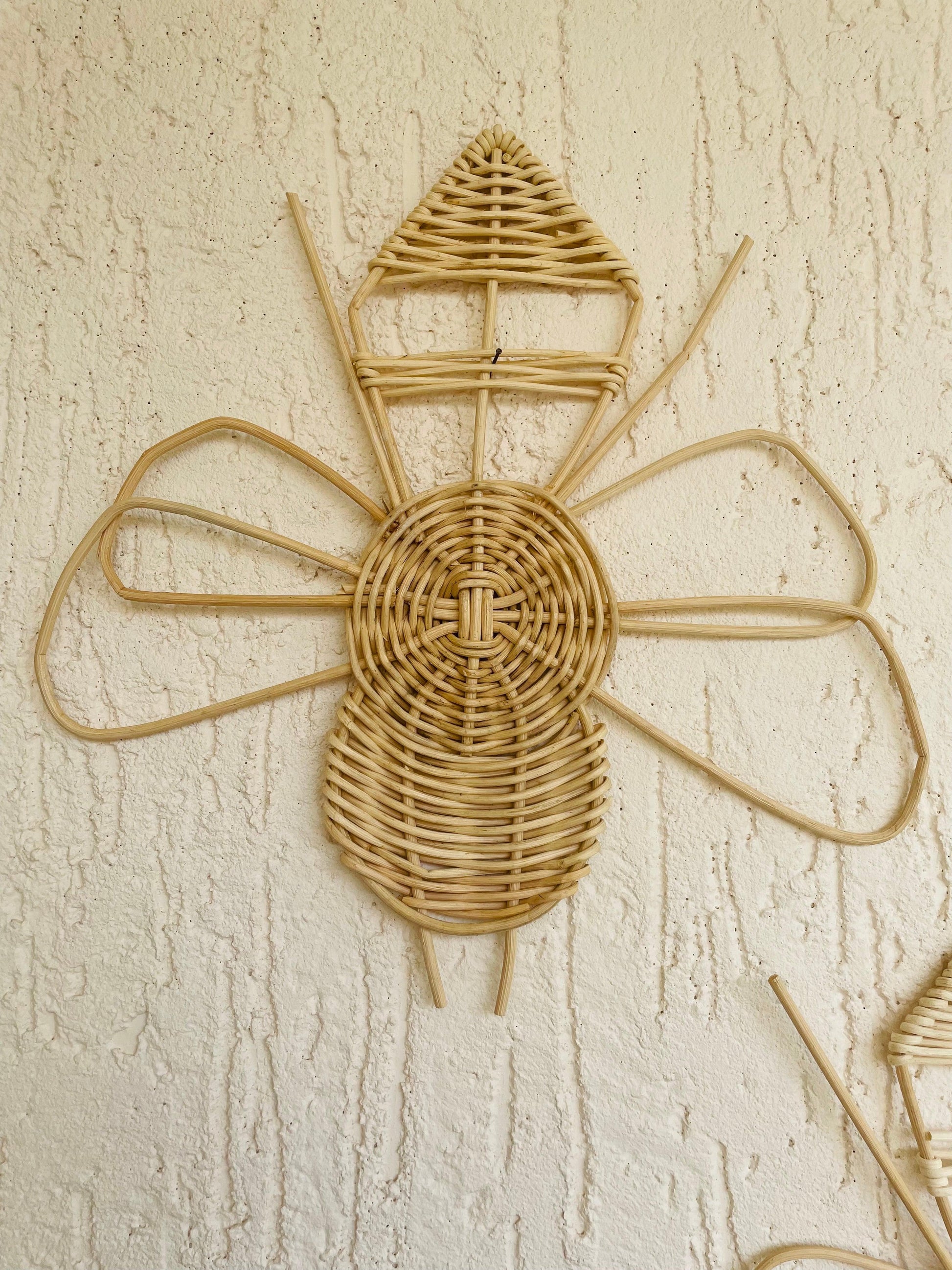 Bees Cane Wall Decor - Set of 2 - TESU