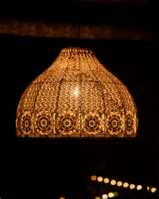 Snowdrop Vintage Crochet Lamp - TESU