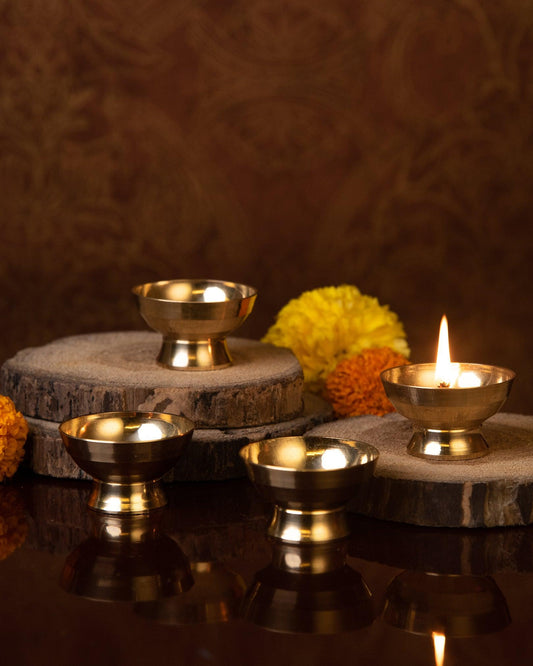Brass Dia - Set of 4 - TesuBrass Diya