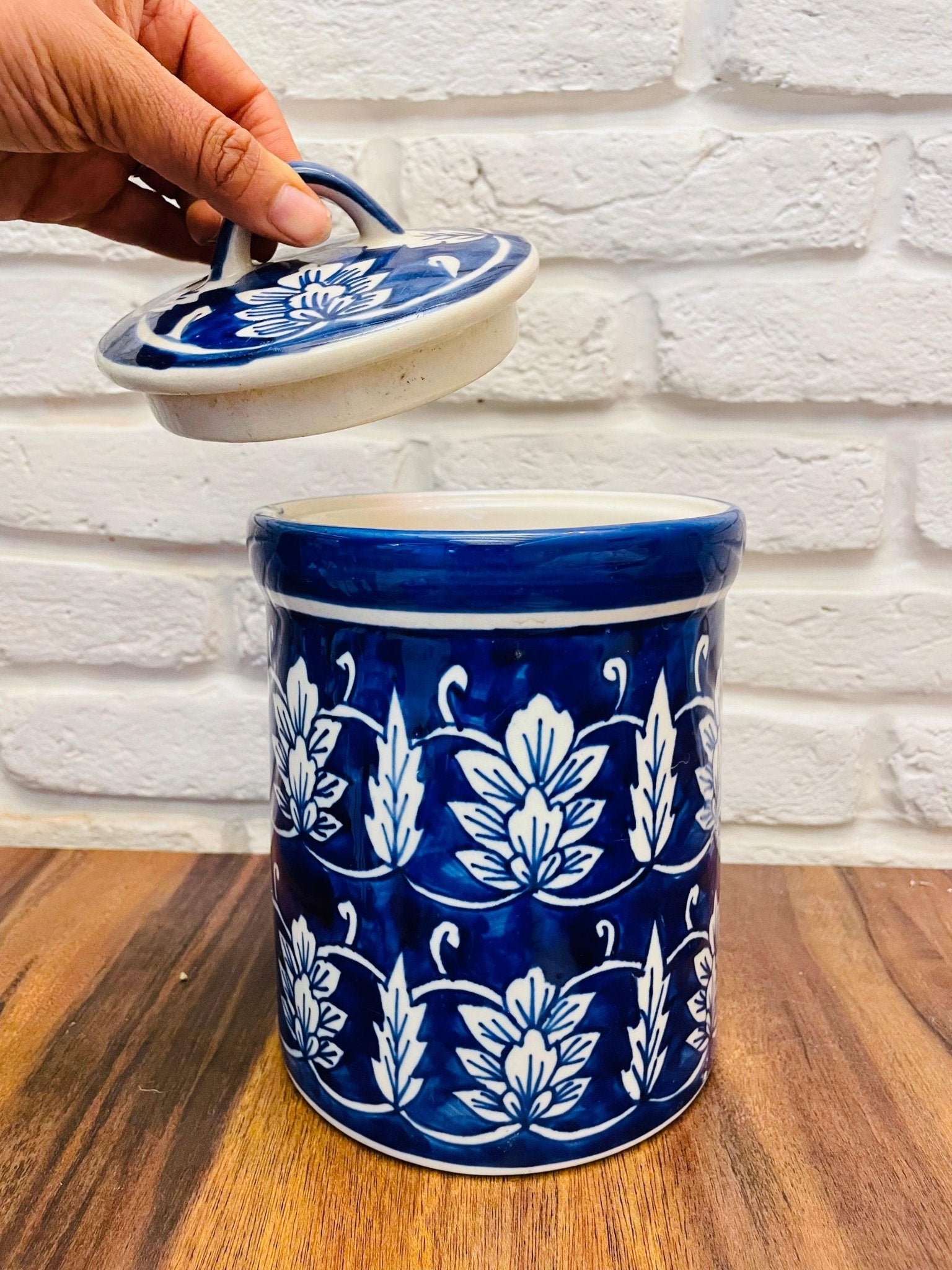 Floral Blue and White Hand Painted Storage Jar with lid - TesuServeware