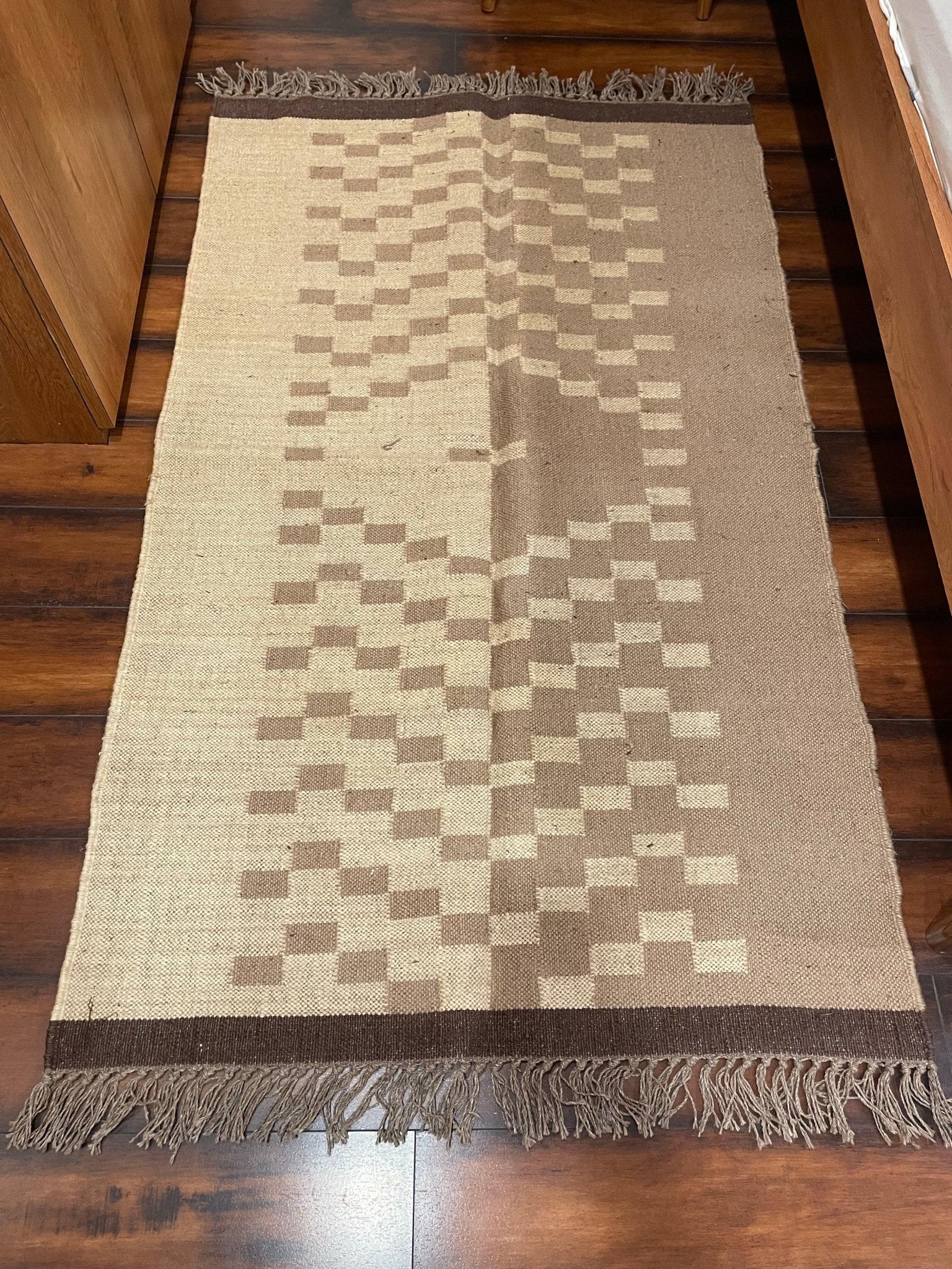 Handwoven Kilim Carpet - Design 3 - TesuKilim Rugs
