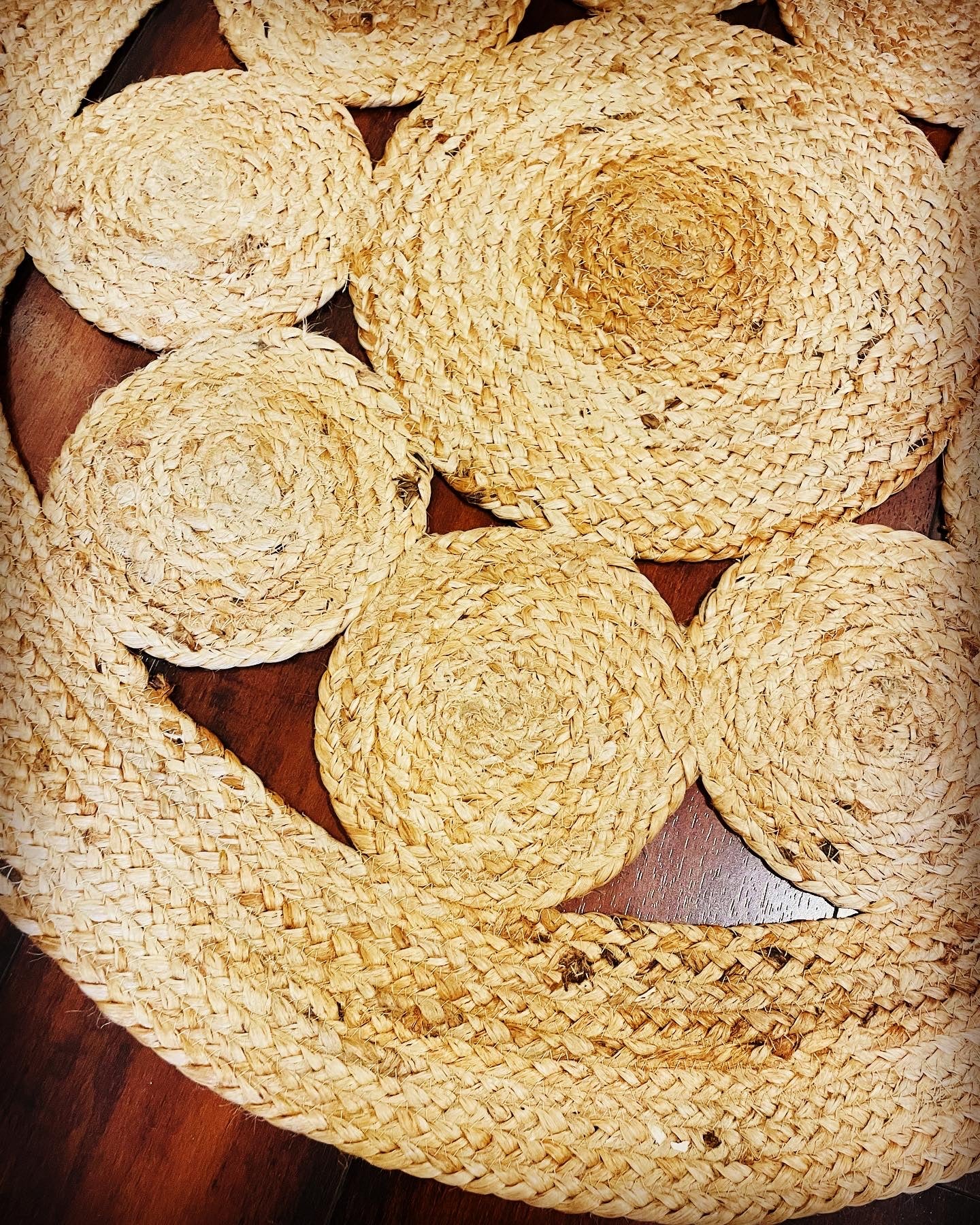 Jute Braided Round Rug - TESU