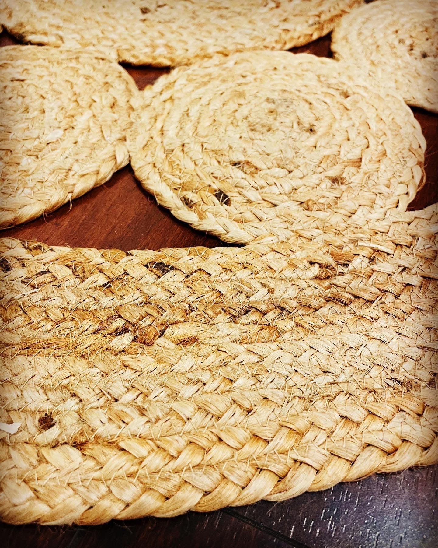 Jute Braided Round Rug - TesuRugs