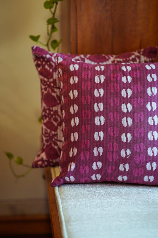 Magenta Pink and White Handblock Printed Cotton Cushion Cover – Design - 1 - TesuCushion Covers