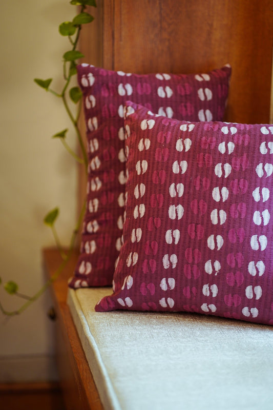 Magenta Pink and White Handblock Printed Cotton Cushion Cover – Design - 1 - TesuCushion Covers