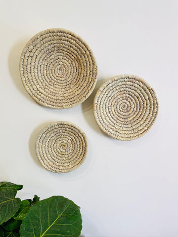 Palm Leaf Woven Plates - Natural Set of 3 - TESU