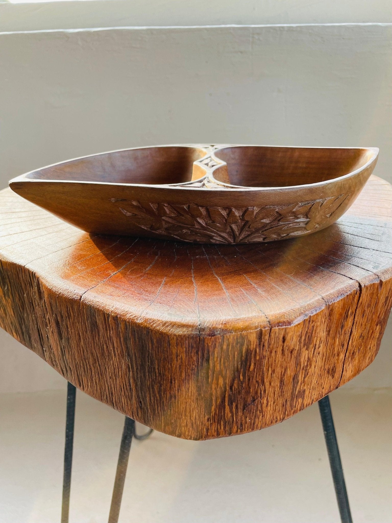 Pure Walnut Wood Almond Shaped Platter - TesuServing Platters