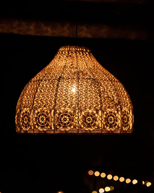 Snowdrop Vintage Crochet Lamp - TesuLampshade